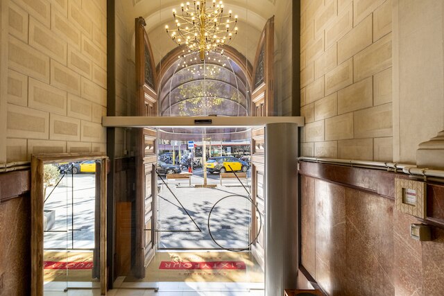 アパートメンツ シクスティフォー