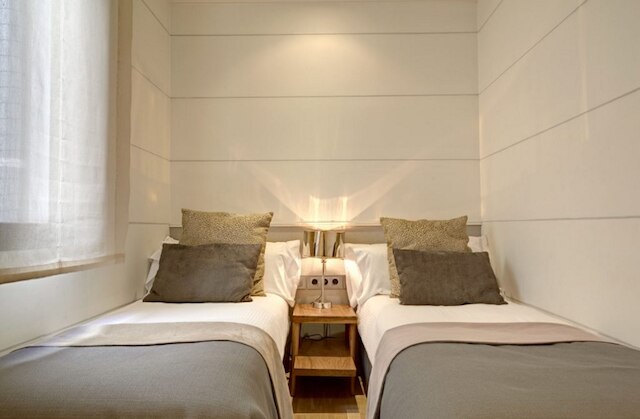 アパートメンツ シクスティフォー