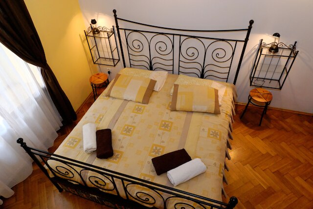 P&J アパートメンツ