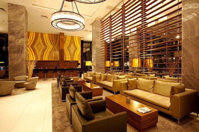 クラウン プラザ イスタンブール - ハルビエ by IHG