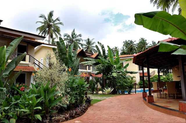 デバスタリ - ザ バレー オブ ゴッズ