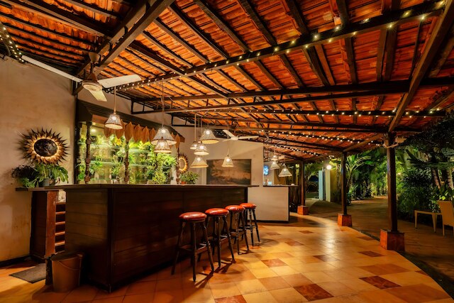 デバスタリ - ザ バレー オブ ゴッズ