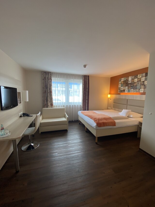 ホテル ローデルハイマー ホフ - アム ワッサートゥルム