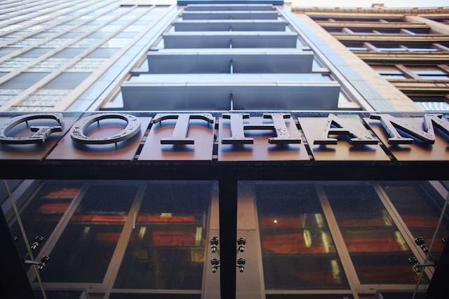 ザ ゴッサム ホテル