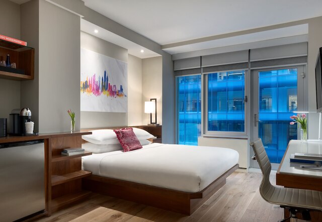 ザ ゴッサム ホテル