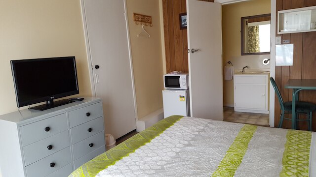 エース モーター ロッジ