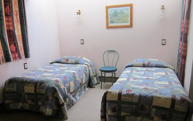 エース モーター ロッジ