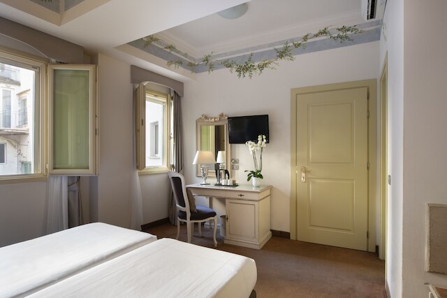 アート アテリアー