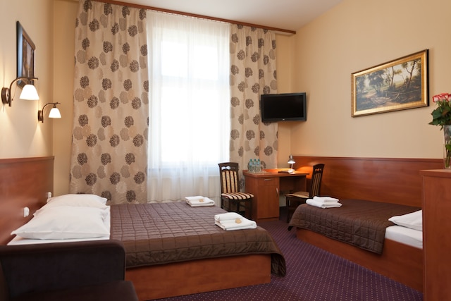 ホテル マキシミリアン