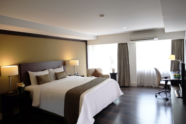 デロニクス ホテル カワラン