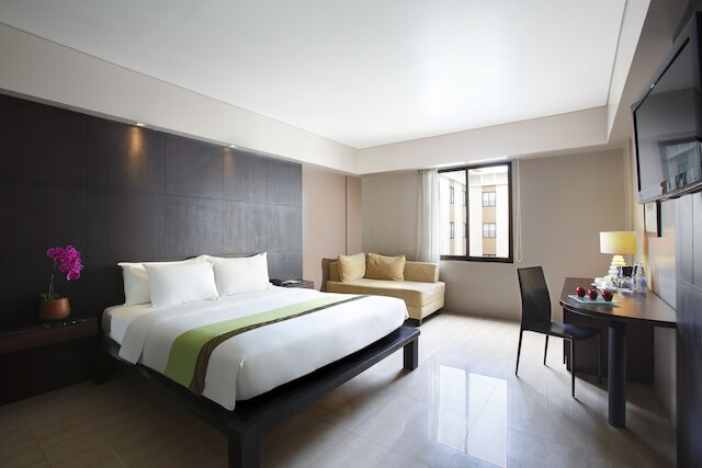 ホテル  サンティカ クタ バリ