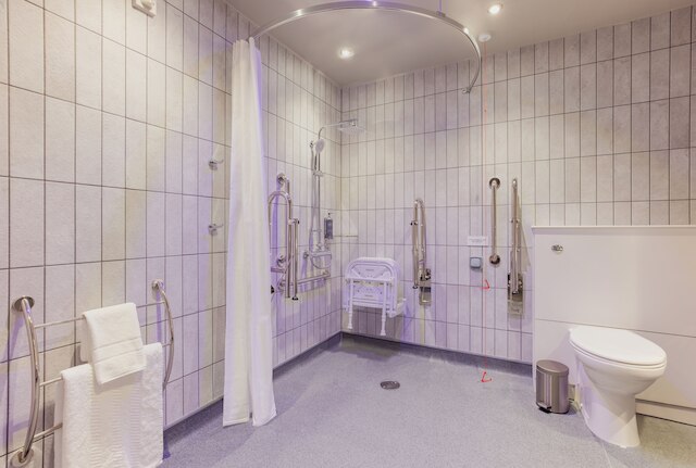 プレミア イン マンチェスター M56/J6 ルンガー レーン サウス