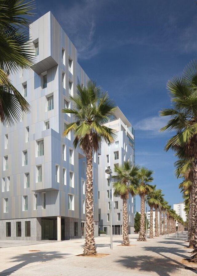 ルガリス ビーチ - アパートメンツ