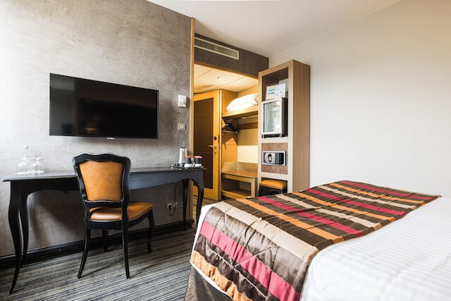 プラザ マドレーヌ ホテル & スパ