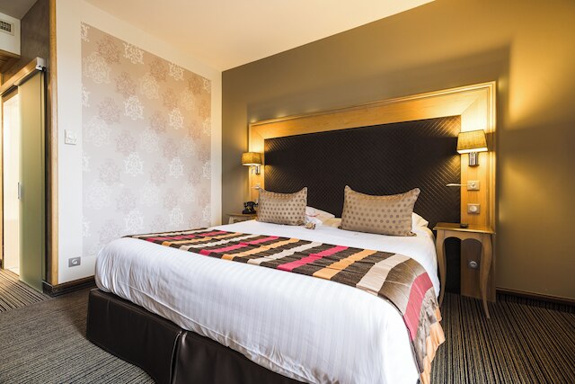 プラザ マドレーヌ ホテル & スパ