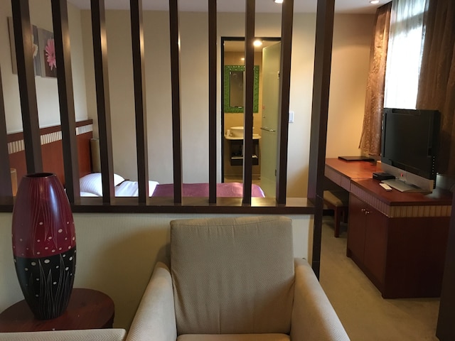 イースタン ビューティ ホテル