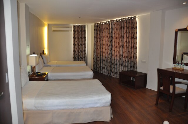 センチュリー プラザ ホテル