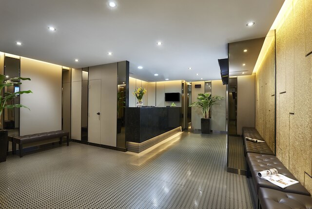 ホテル 81 ゴールド