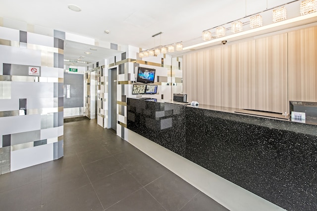 ホテル 81 セレギー