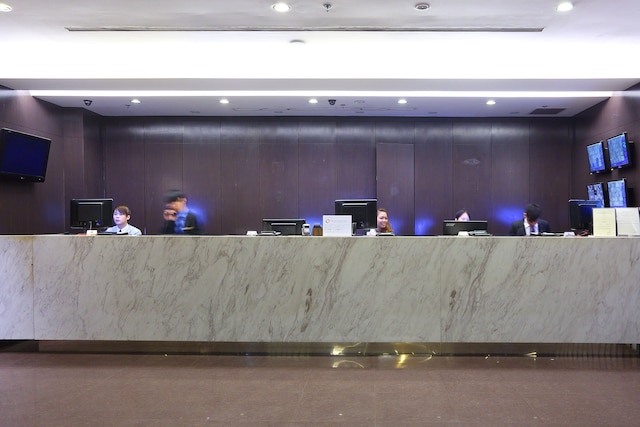 バリュー ホテル トムソン