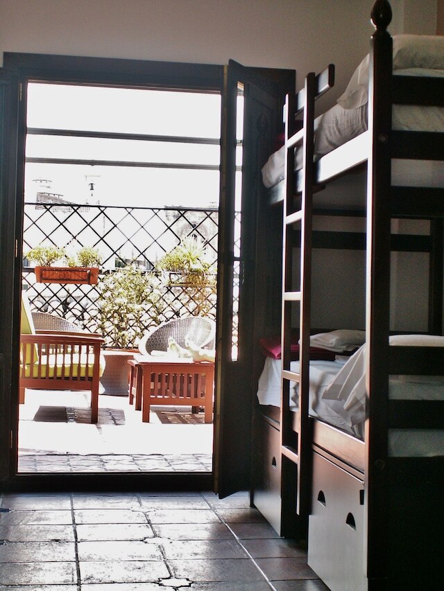 オアシス バックパッカーズ ホステル グラナダ