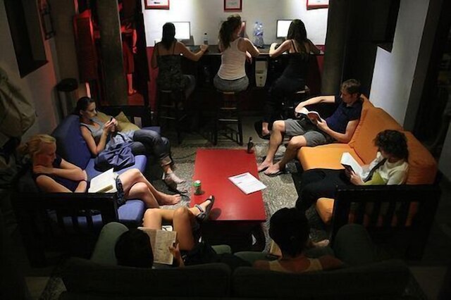 オアシス バックパッカーズ ホステル グラナダ