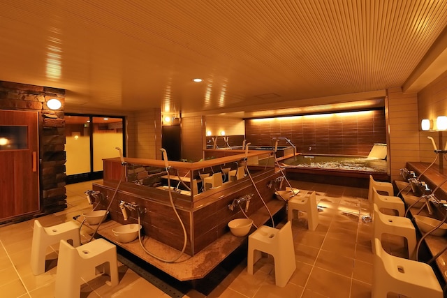 志賀パークホテル