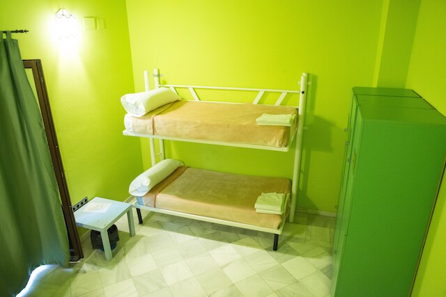 ホワイト ネスト