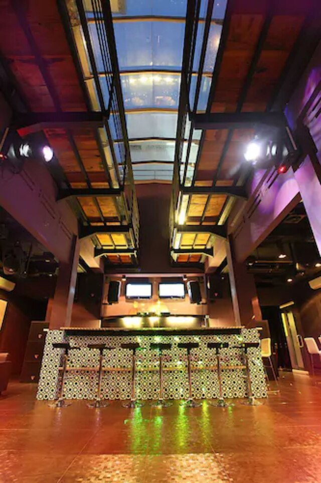 ゴールデン フラワー ホテル バンドン