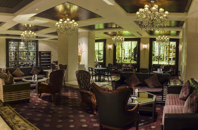 サンライズ オン ザ バンド (外灘浦華大酒店)