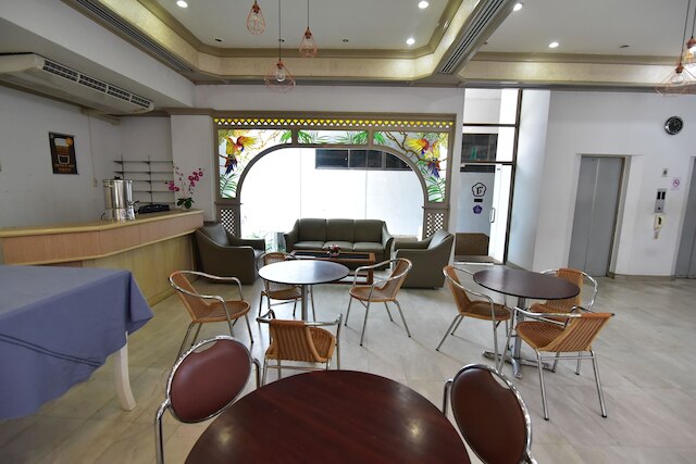 タムリン ホテル