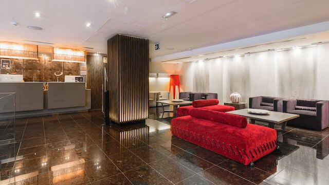 グルムス ホテル & スパ