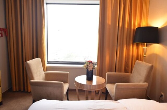 ホテル パイロス