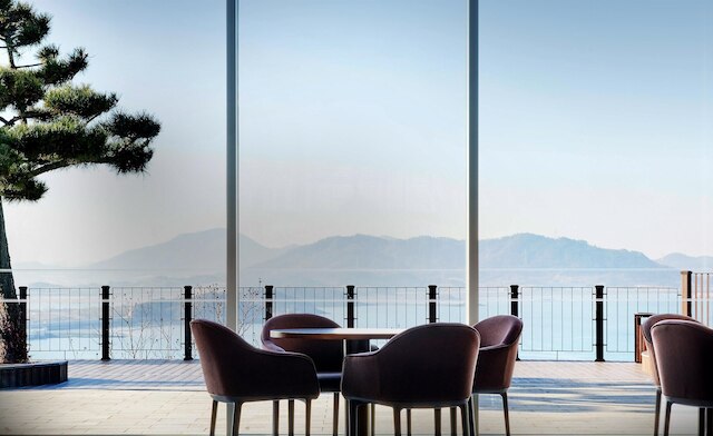 ホテル ヒュンダイ、ラハン モクポ