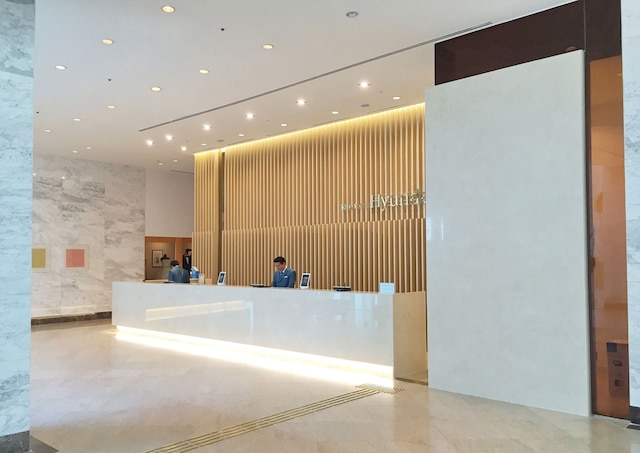 ホテル ヒュンダイ、ラハン モクポ