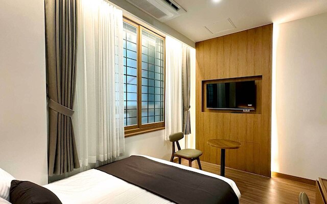 コモドア ホテル ポハン