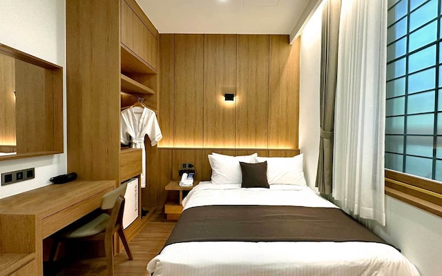 コモドア ホテル ポハン