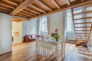 ファミリー アパートメンツ シニョリーア