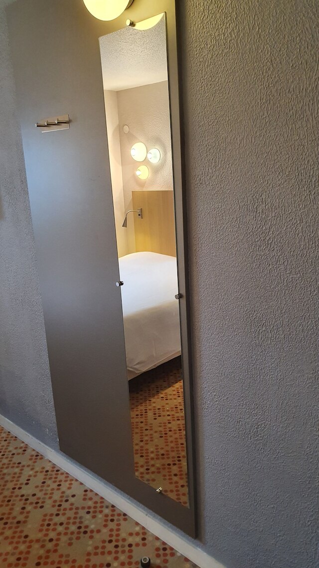 ウェルカモーテル コワニェール