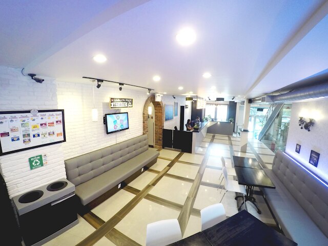 Mマントリオール - ホステル