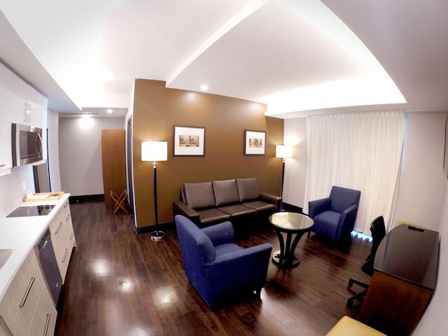 Mマントリオール - ホステル