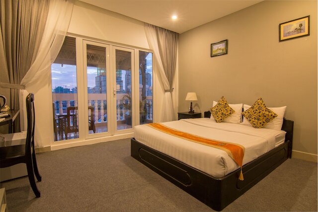 ダイアモンド パレス ホテル