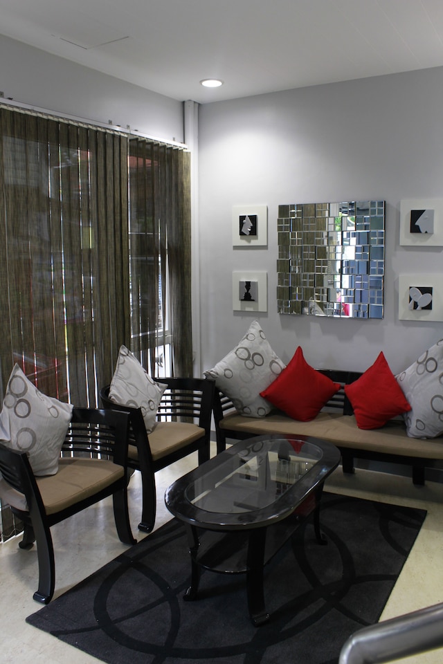 リーソンズ レジデンシズ