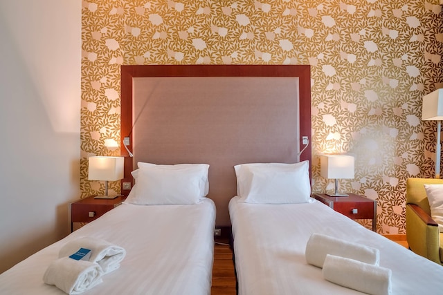 クラリオン パリ CDG エアポート