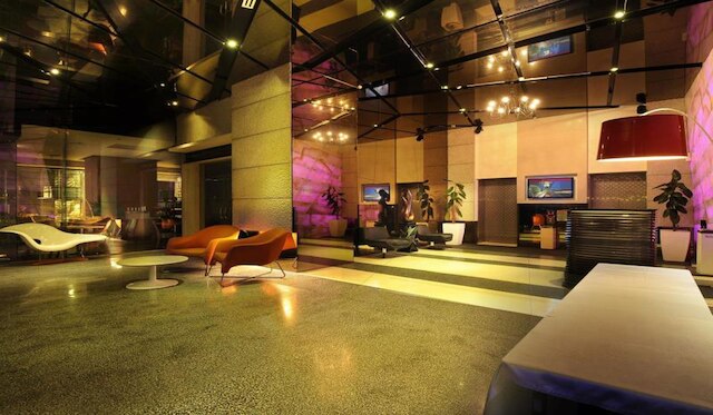 エンパイア ホテル スバン