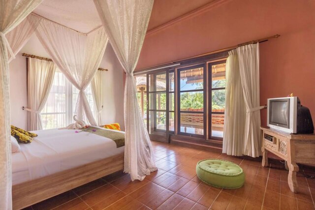 プリ タマン サリ ホテル