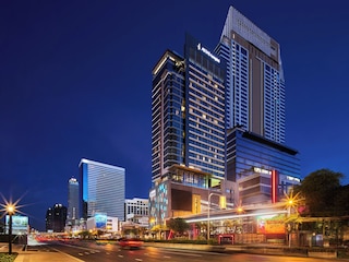 エイタス ルンピニー