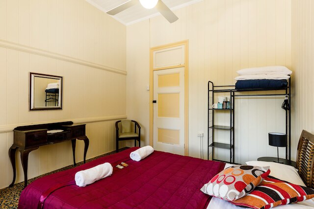 ボウウェン テラス アコモデーション