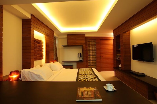 バーンヌエン アット アリー  5  ホテル