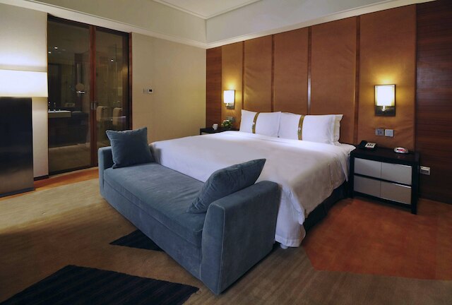 ホリデイ・イン 青島 シティ センター by IHG (青島中心假日酒店)